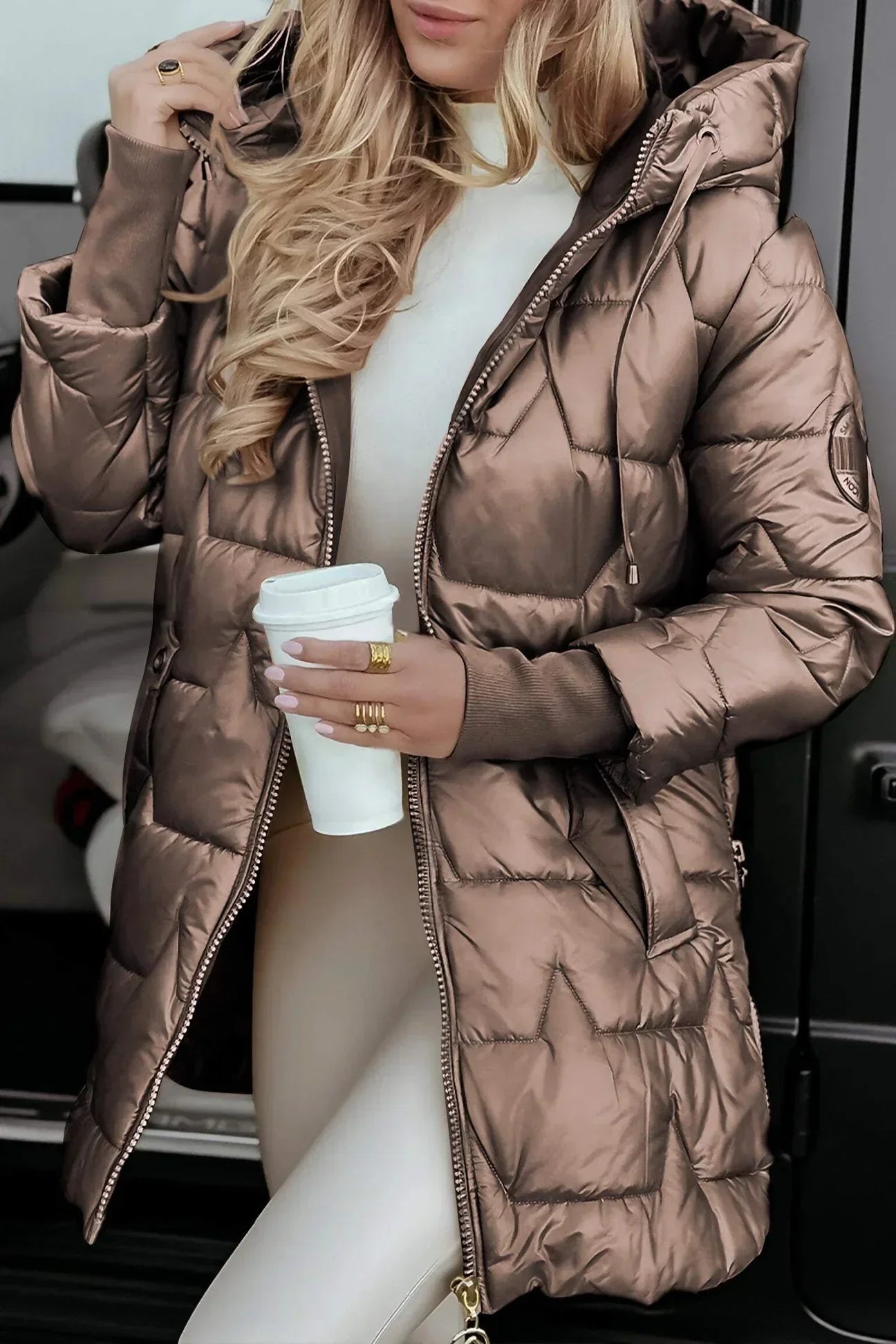 Evie | Stylish Winter Coat with Hood and Padding