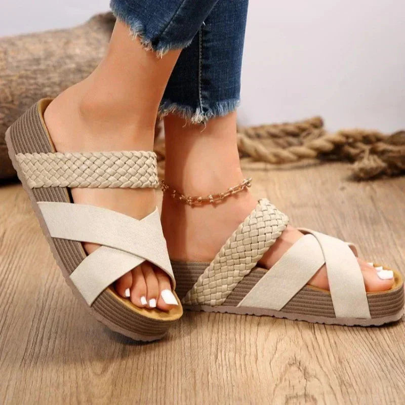 Naya | Comfortable Orthopaedic Sandals